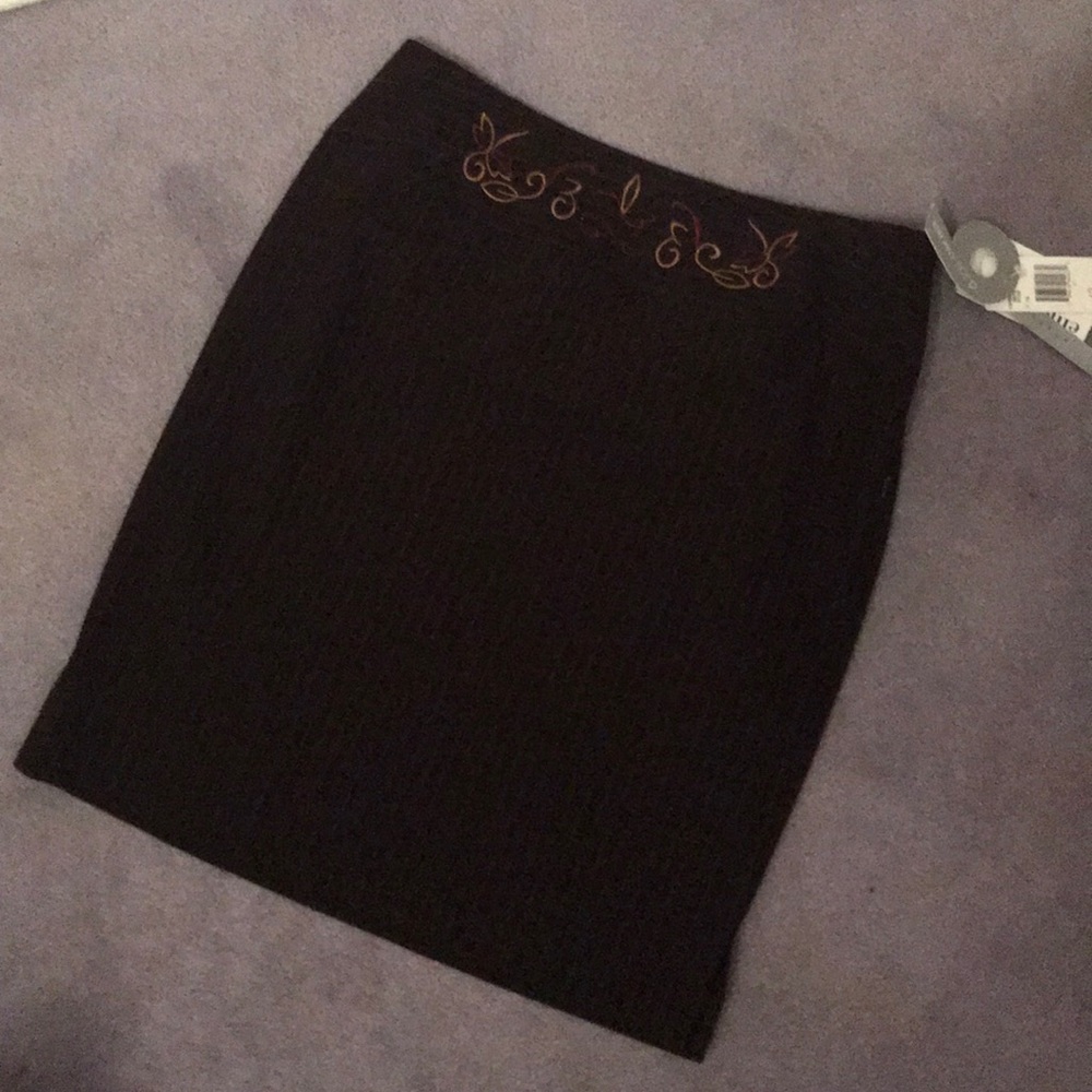 Nine West skirt black size 6 NWT